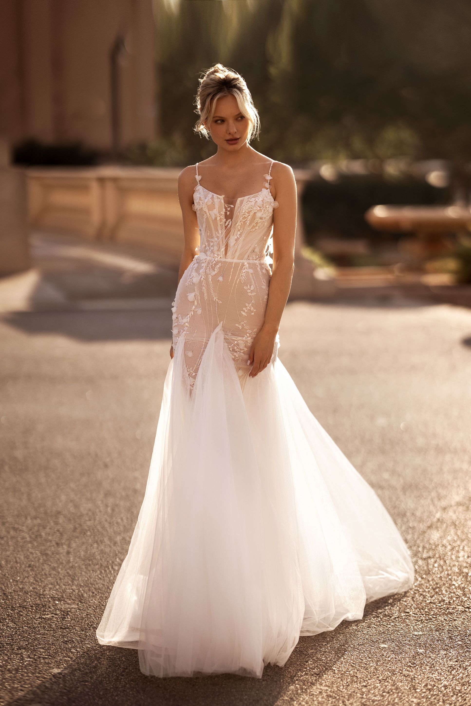 Fresia & Bolero Ivory
